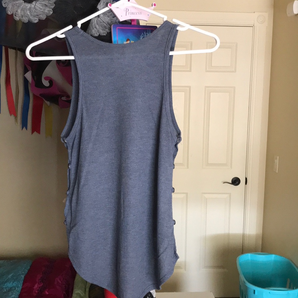 Tank top - Picture 5 of 5